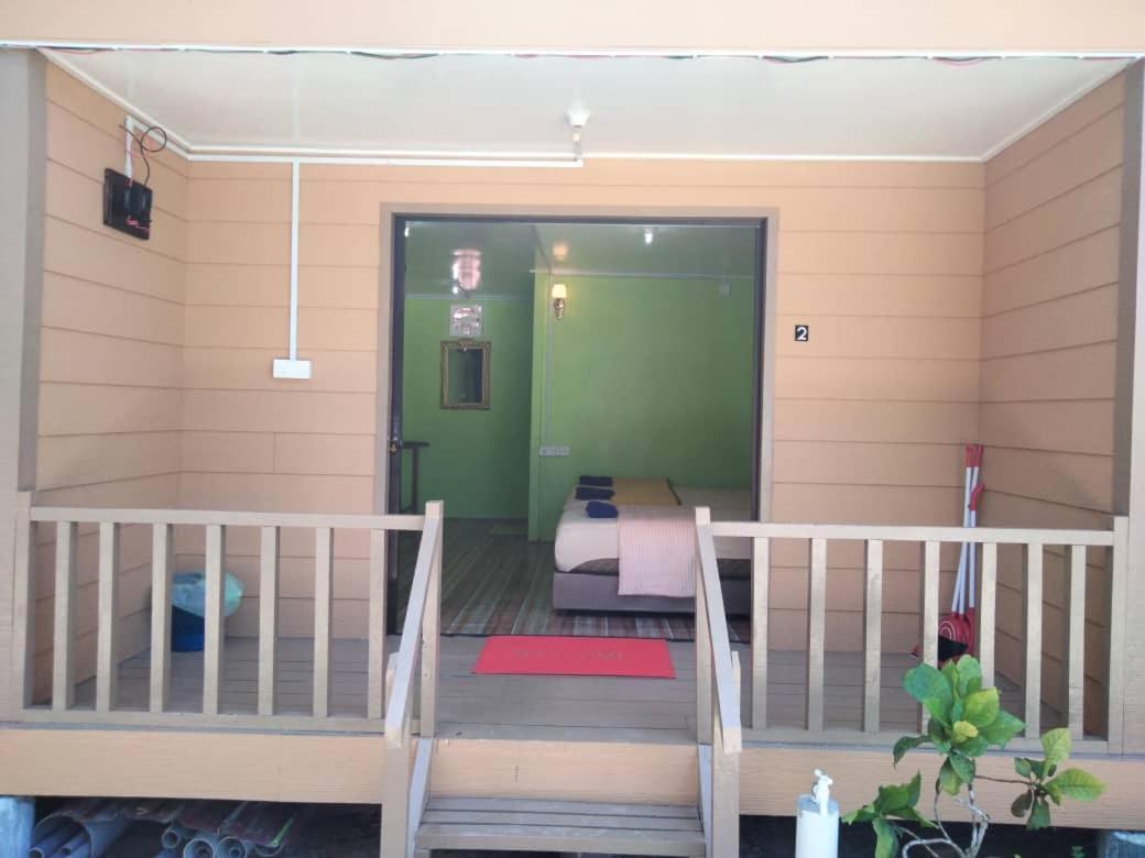 Oceanboys Inn Kampong Pasir Panjang  Exterior foto